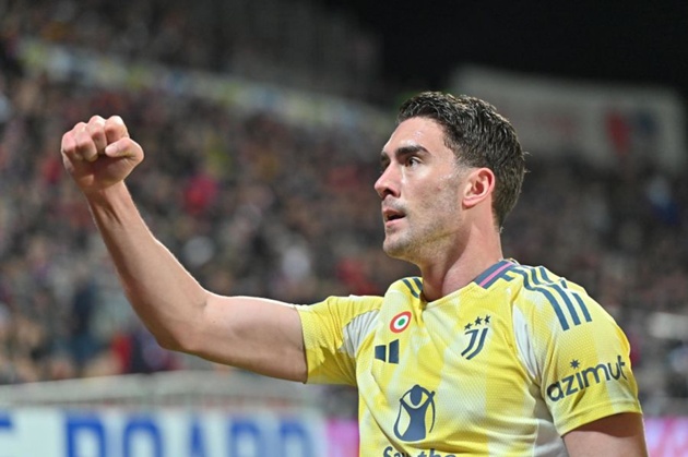 Vụ Dusan Vlahovic: Bài toán nan giải cho kế hoạch tái thiết của Juventus